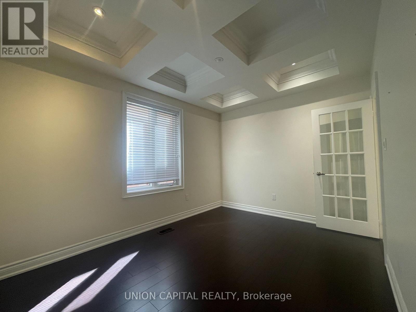 Photo 6 of 22 Greenforest Grove, Whitchurchstouffville ON