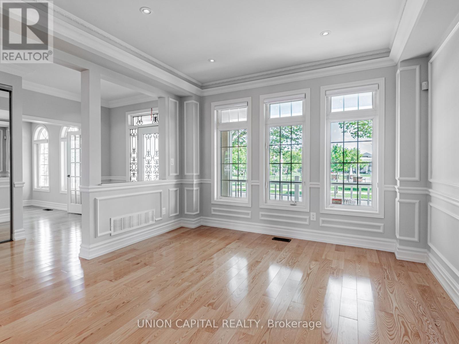 Photo 12 of 100 Albert Lewis Street, Markham ON