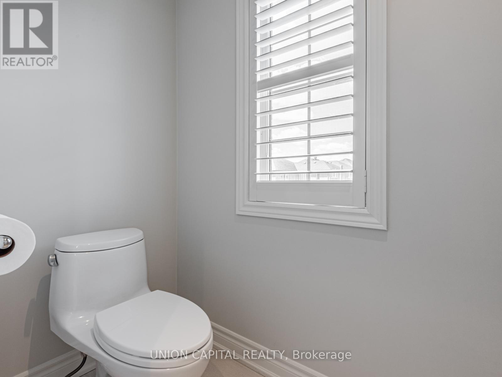 Photo 45 of 100 Albert Lewis Street, Markham ON