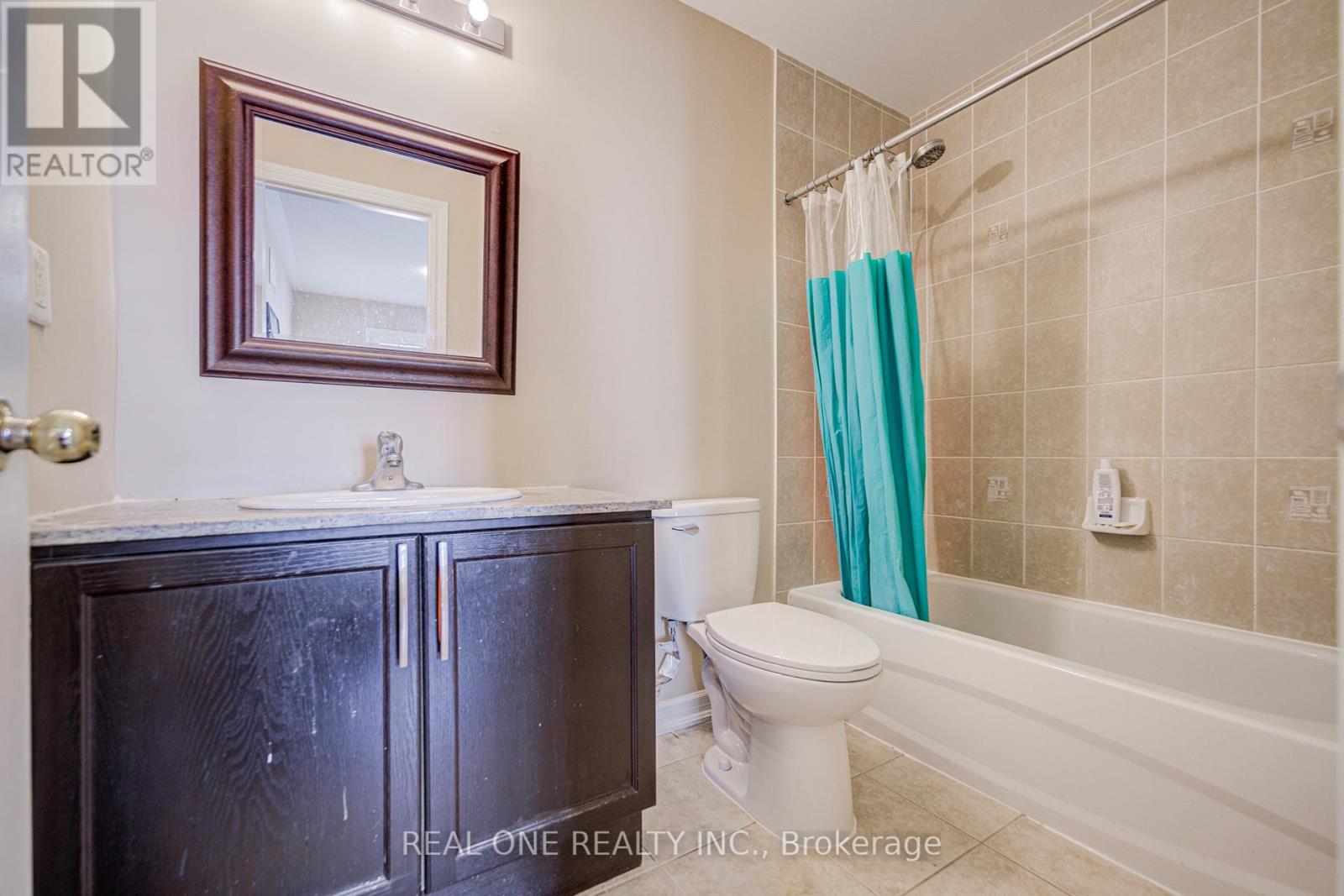 Photo 24 of 9 Ruskov Lane, Markham ON