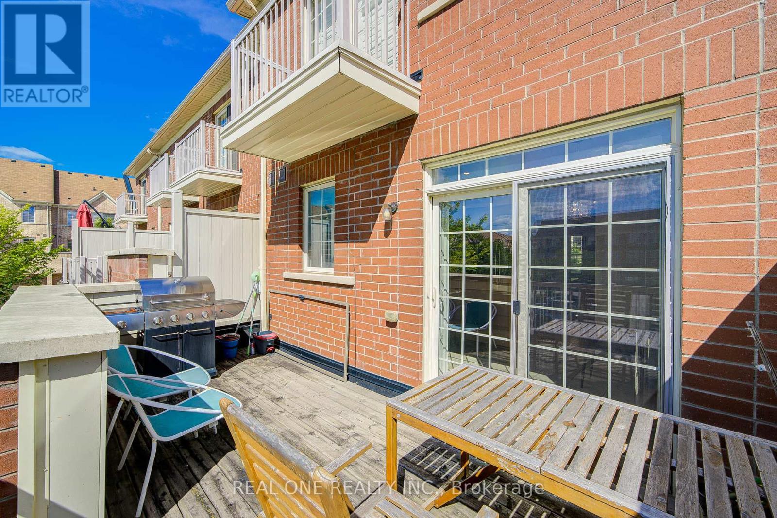 Photo 30 of 9 Ruskov Lane, Markham ON