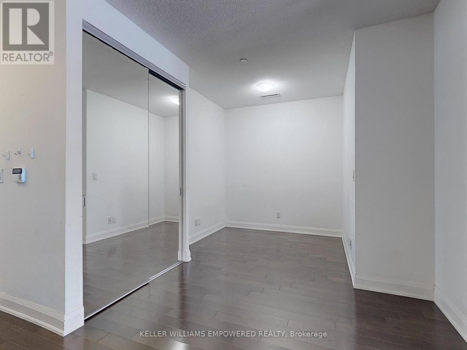 Photo 10 of 115 8228 Birchmount Road, Markham ON