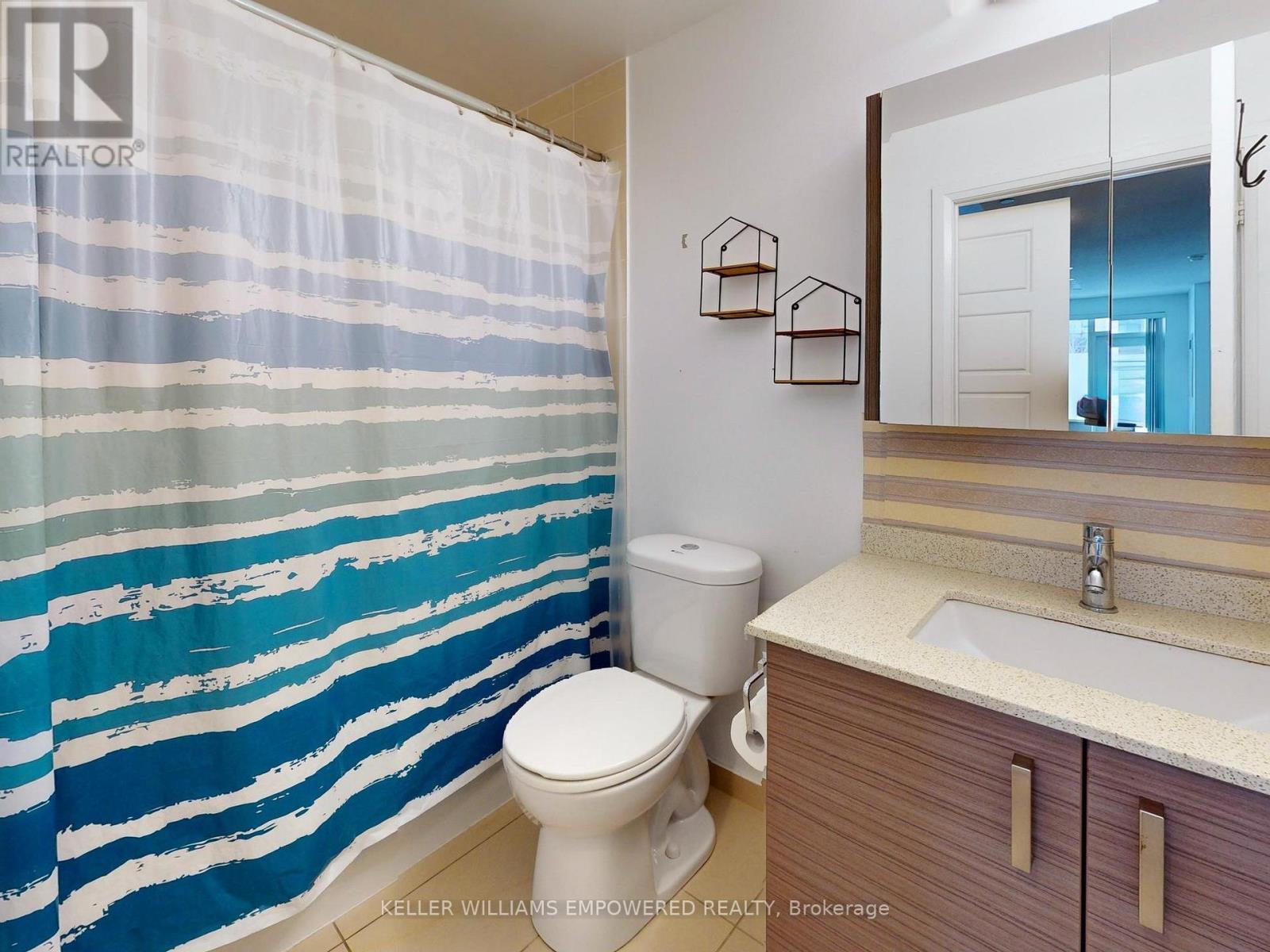 Photo 14 of 115 8228 Birchmount Road, Markham ON