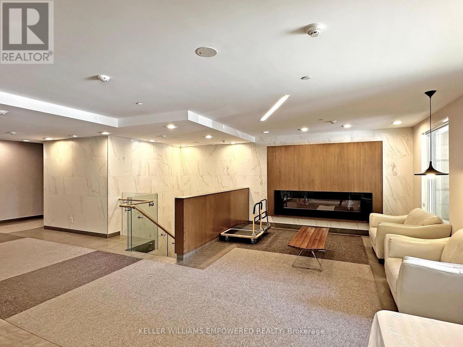 Photo 5 of 115 8228 Birchmount Road, Markham ON