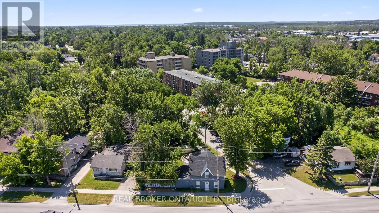 Photo 32 of 151 Atherley Road, Orillia ON