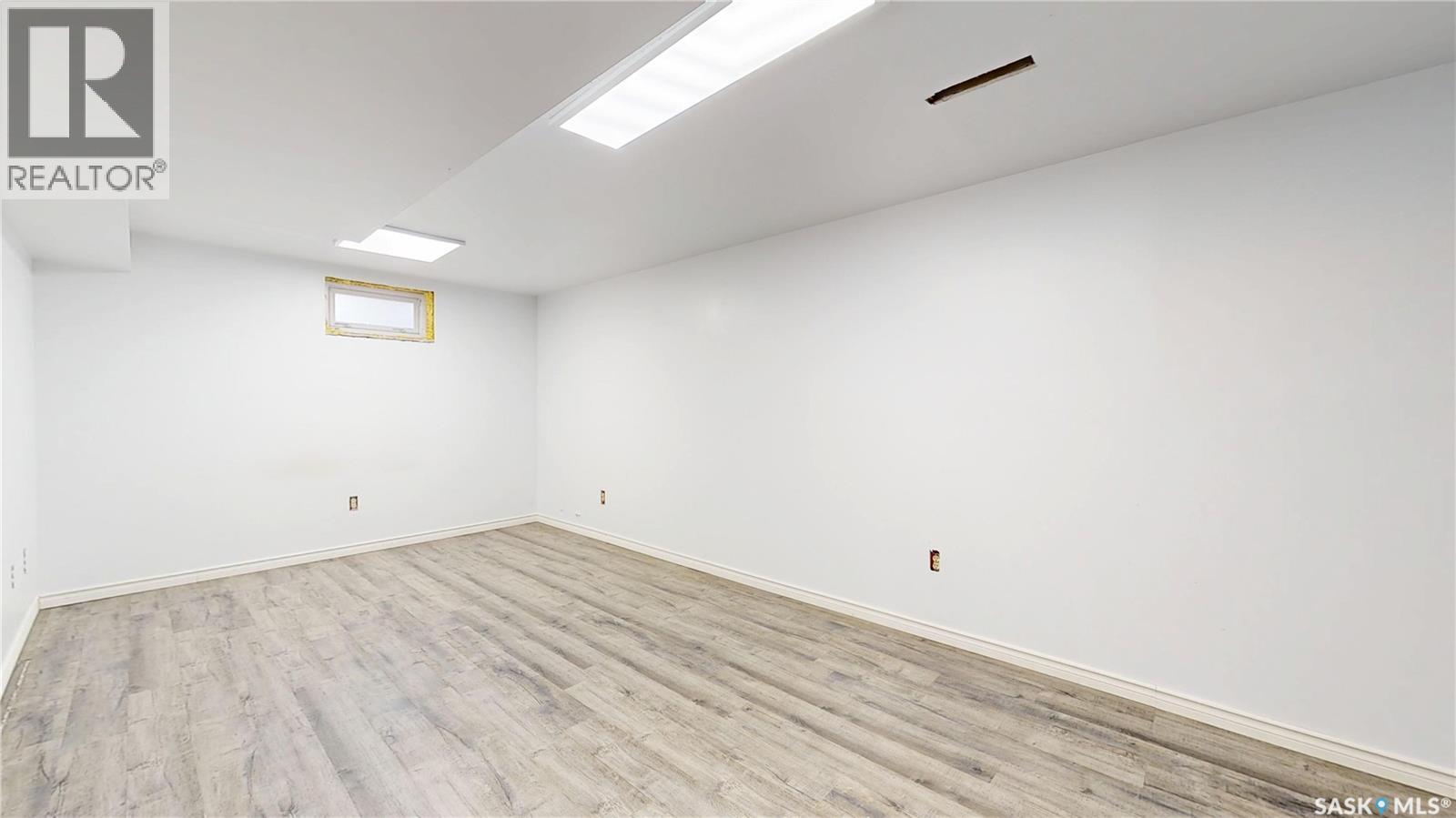 Photo 29 of 2070 Lindsay Street, Regina SK