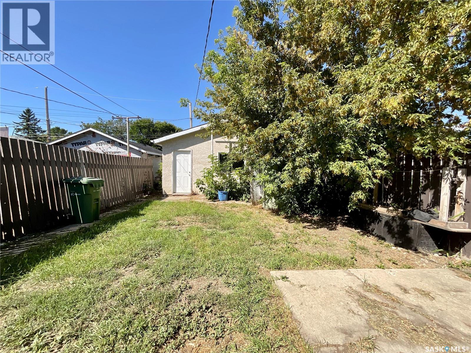 Photo 45 of 2070 Lindsay Street, Regina SK