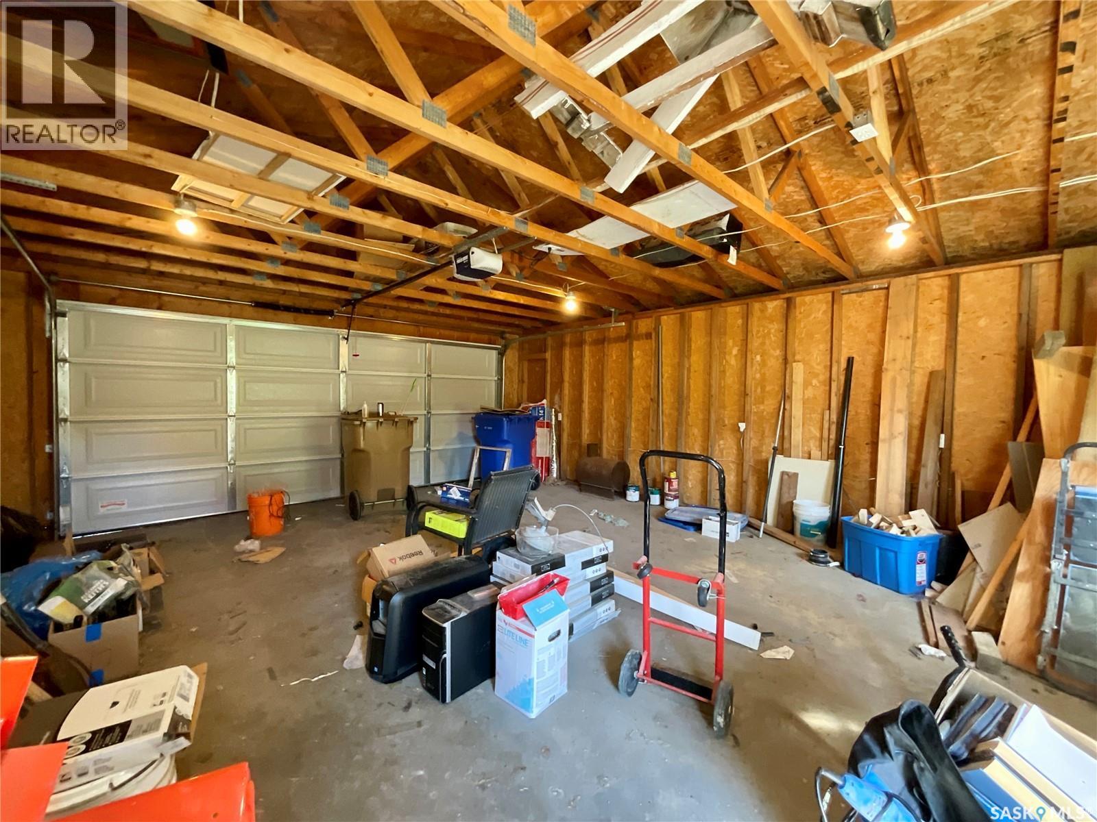 Photo 47 of 2070 Lindsay Street, Regina SK