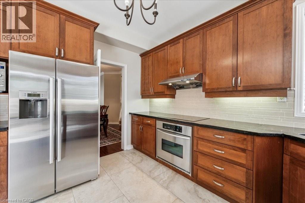Photo 13 of 2222 Snead Road, Burlington ON