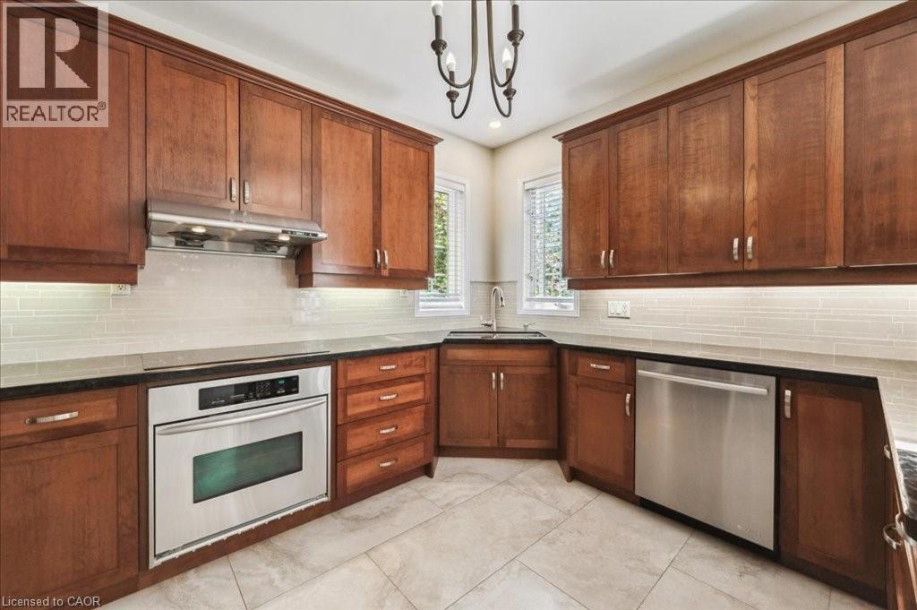 Photo 14 of 2222 Snead Road, Burlington ON