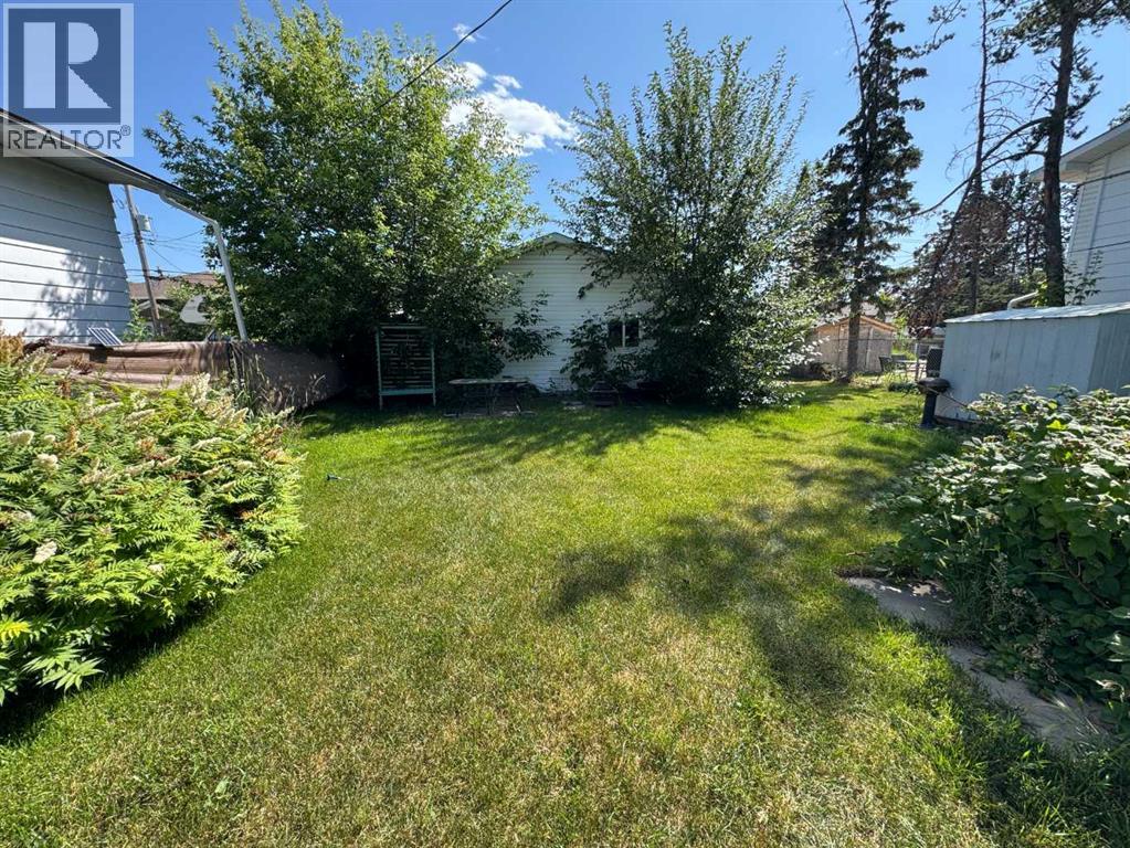 Photo 16 of 9509 104 Avenue, Grande Prairie AB