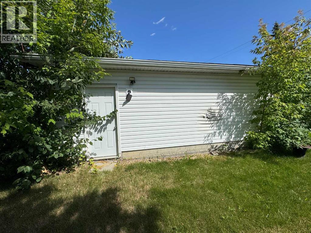 Photo 22 of 9509 104 Avenue, Grande Prairie AB