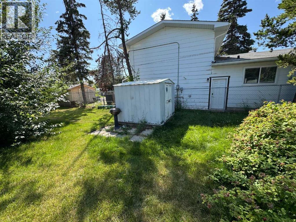 Photo 20 of 9509 104 Avenue, Grande Prairie AB