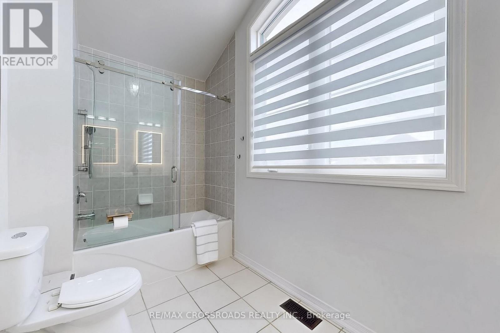 Photo 30 of 4262 Vivaldi Road, Burlington ON