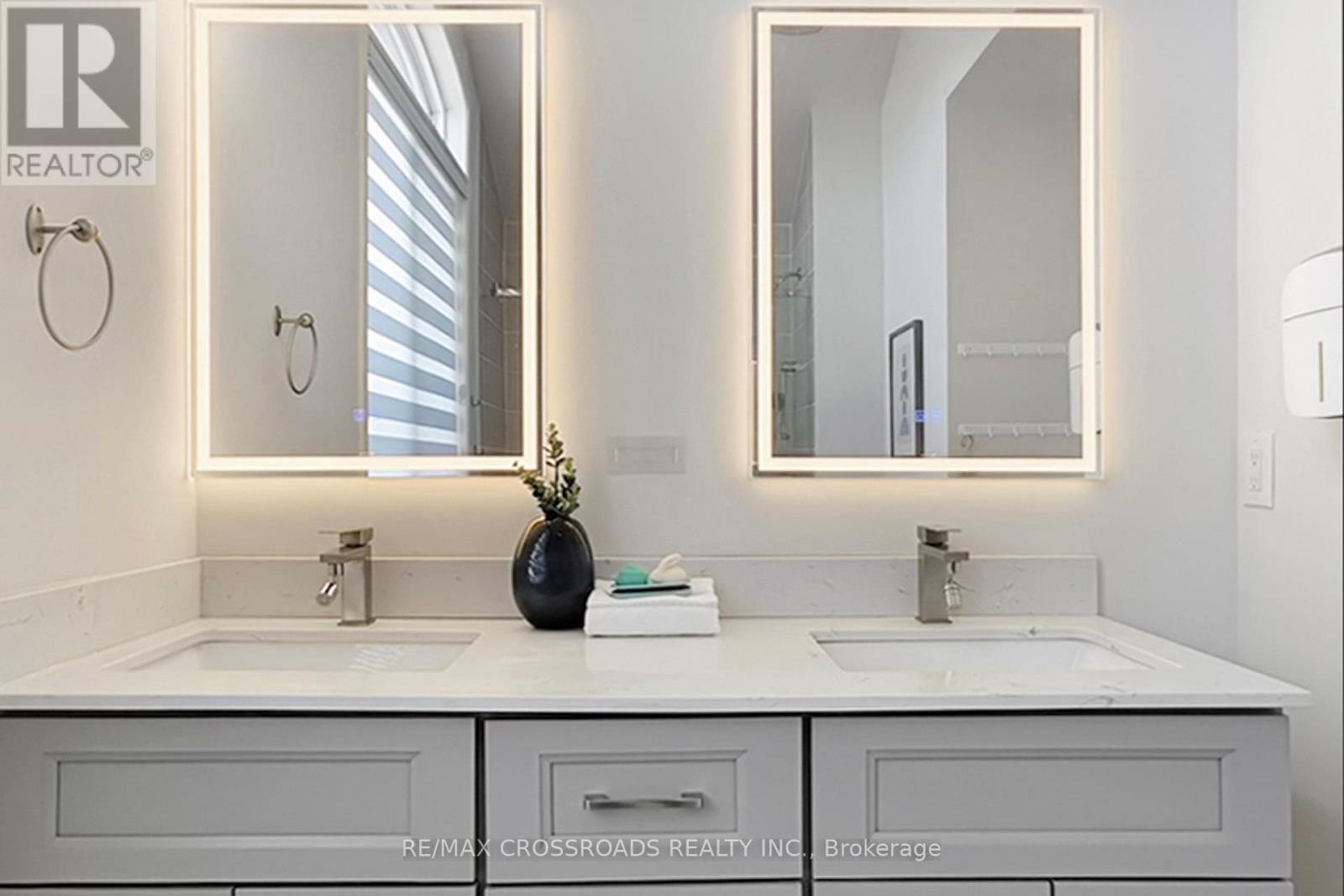 Photo 31 of 4262 Vivaldi Road, Burlington ON