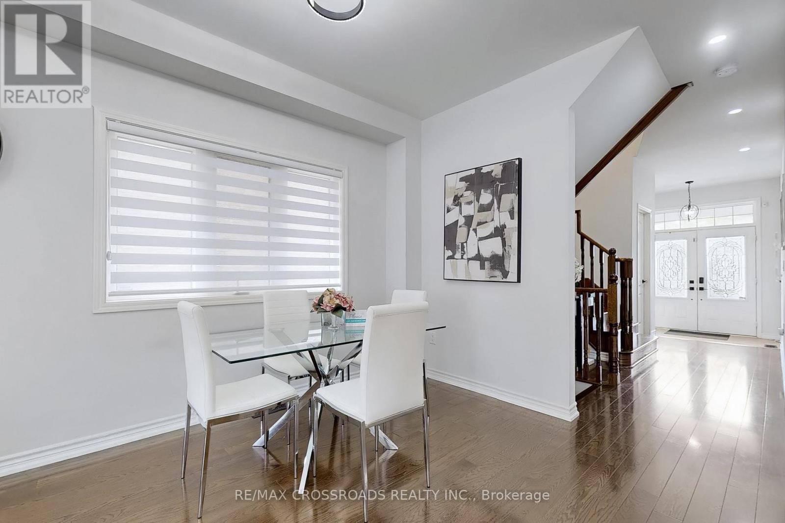 Photo 6 of 4262 Vivaldi Road, Burlington ON