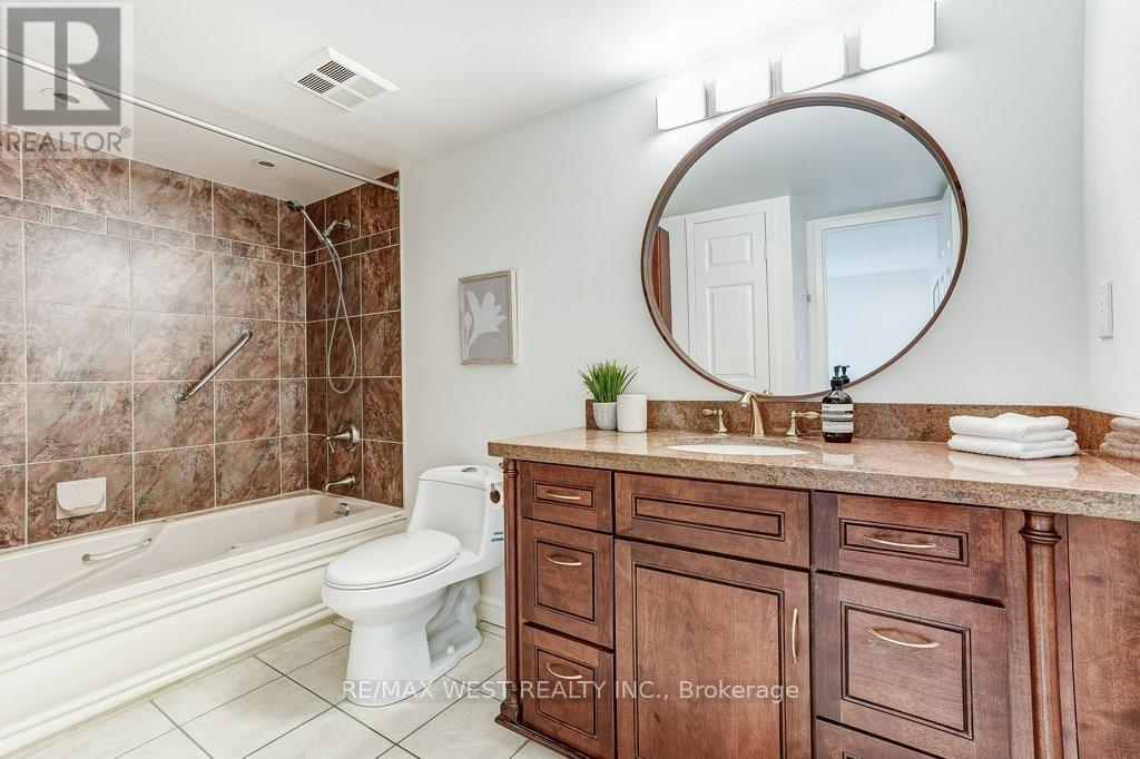 Photo 23 of 707 1237 North Shore Boulevard E, Burlington ON