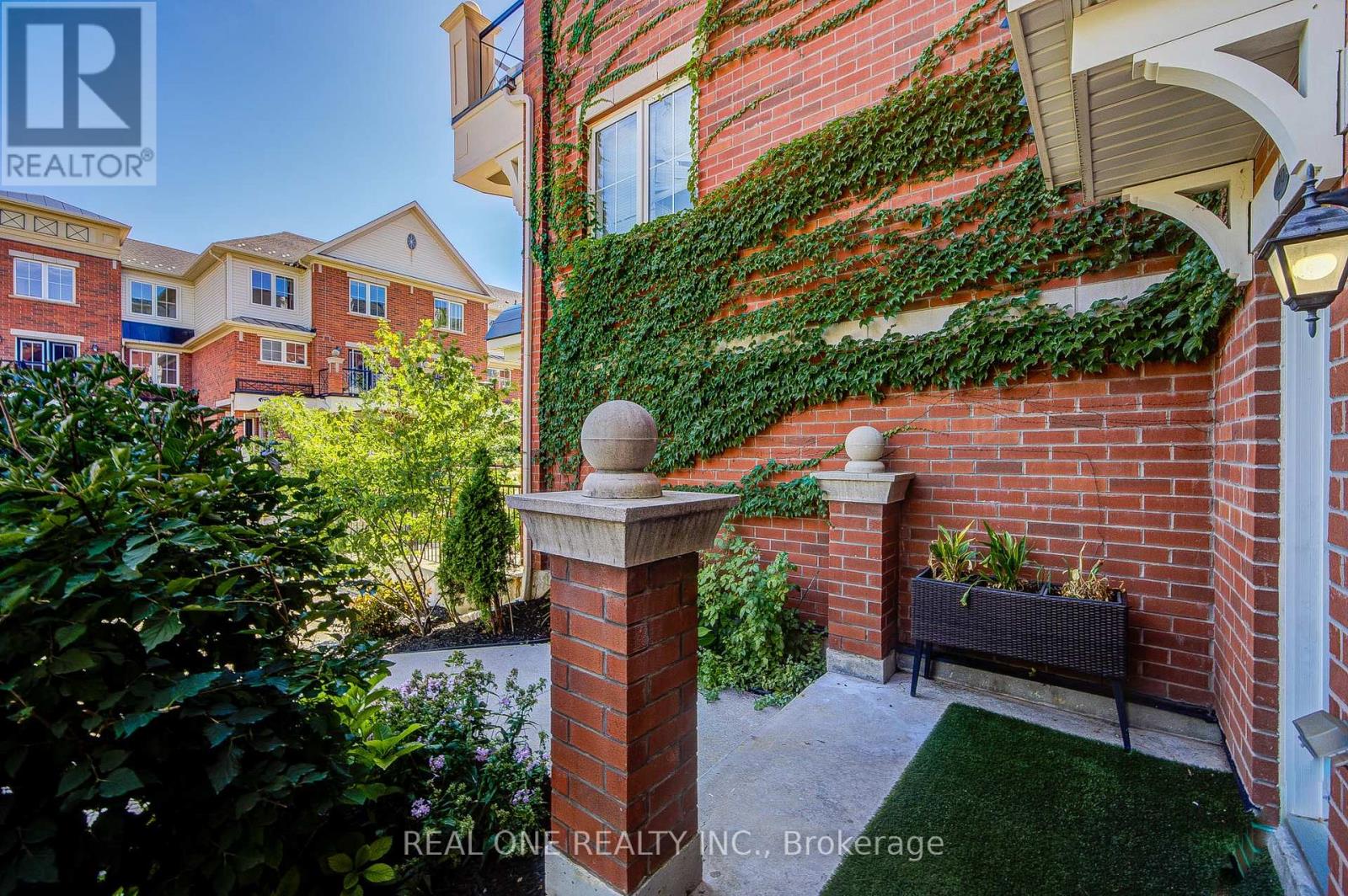 Photo 36 of 29 2480 Post Road, Oakville ON