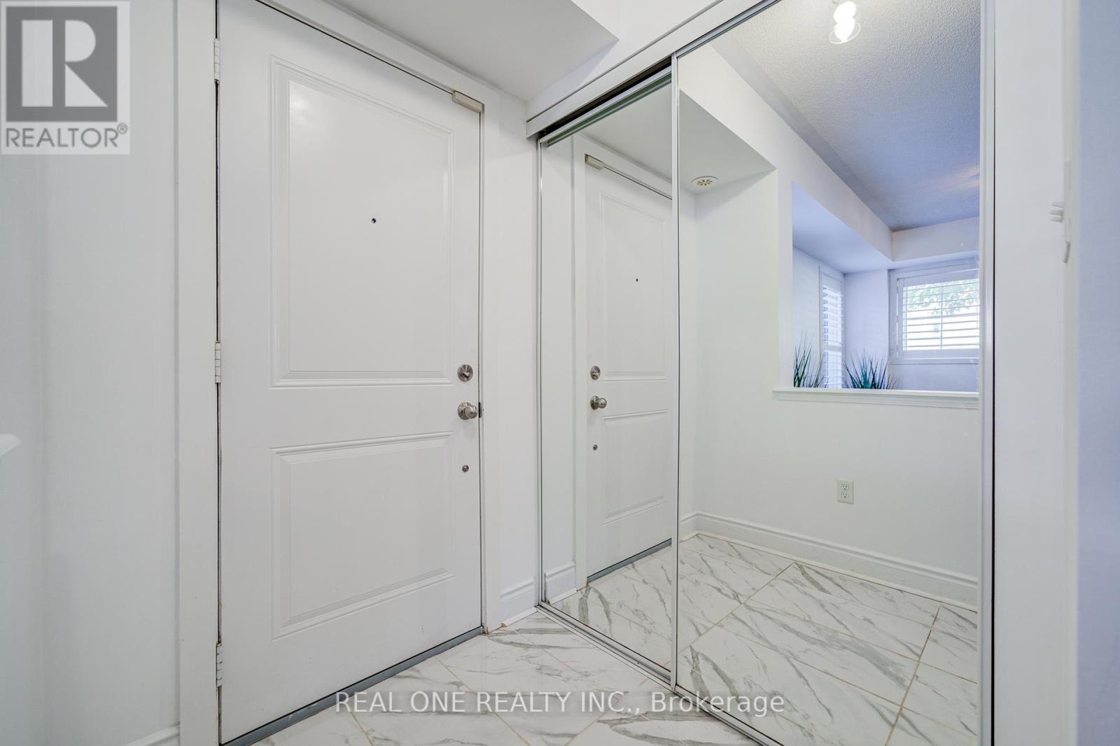 Photo 4 of 29 2480 Post Road, Oakville ON