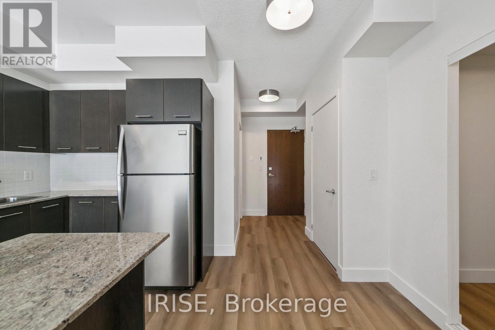 Photo 9 of 2103 360 Square One Drive, Mississauga ON