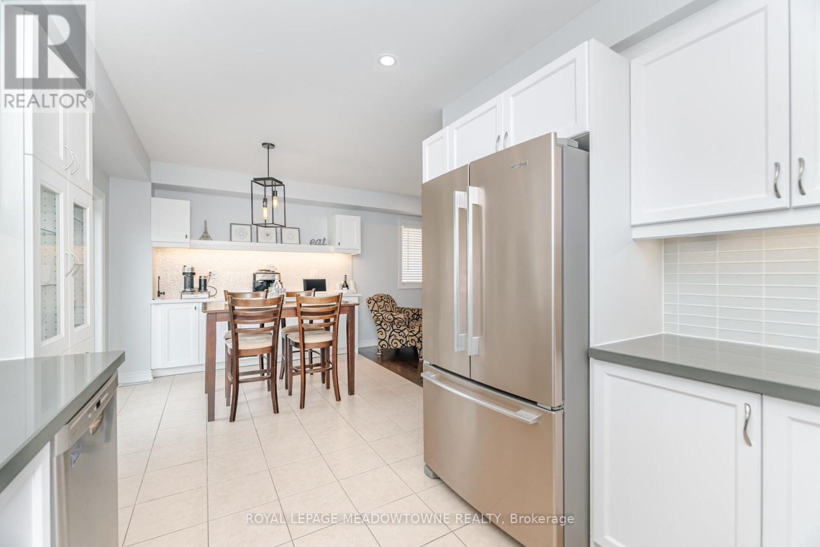 Photo 16 of 345 Bussel Crescent, Milton ON