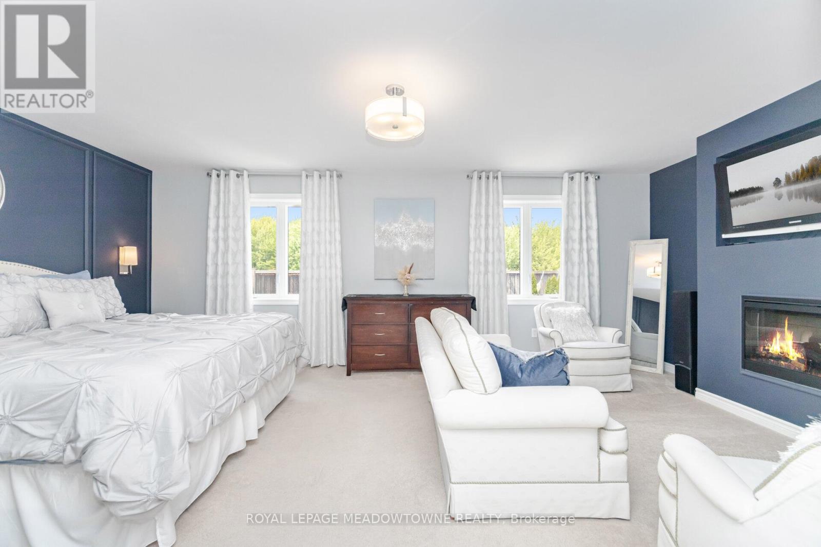 Photo 21 of 345 Bussel Crescent, Milton ON
