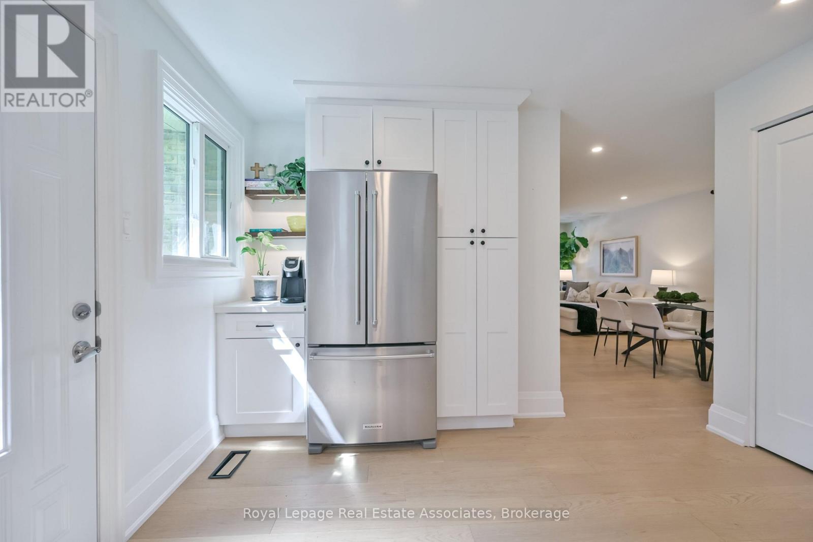 Photo 15 of 3116 Harris Crescent, Mississauga ON