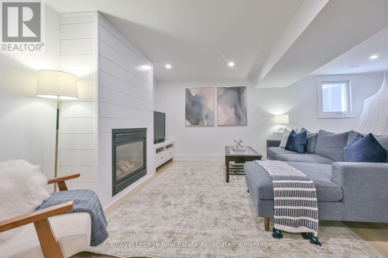 Photo 26 of 3116 Harris Crescent, Mississauga ON
