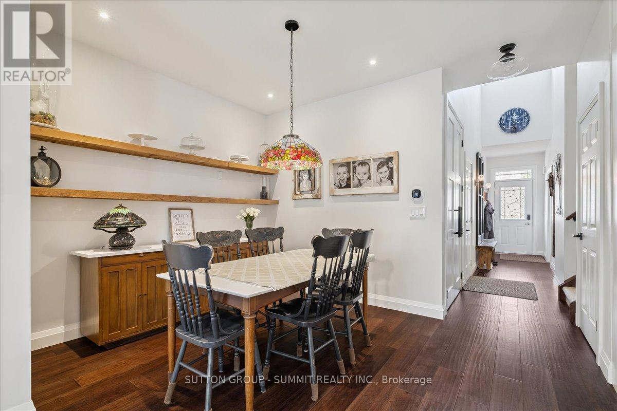 Photo 11 of 144 2125 Itabashi Way, Burlington ON