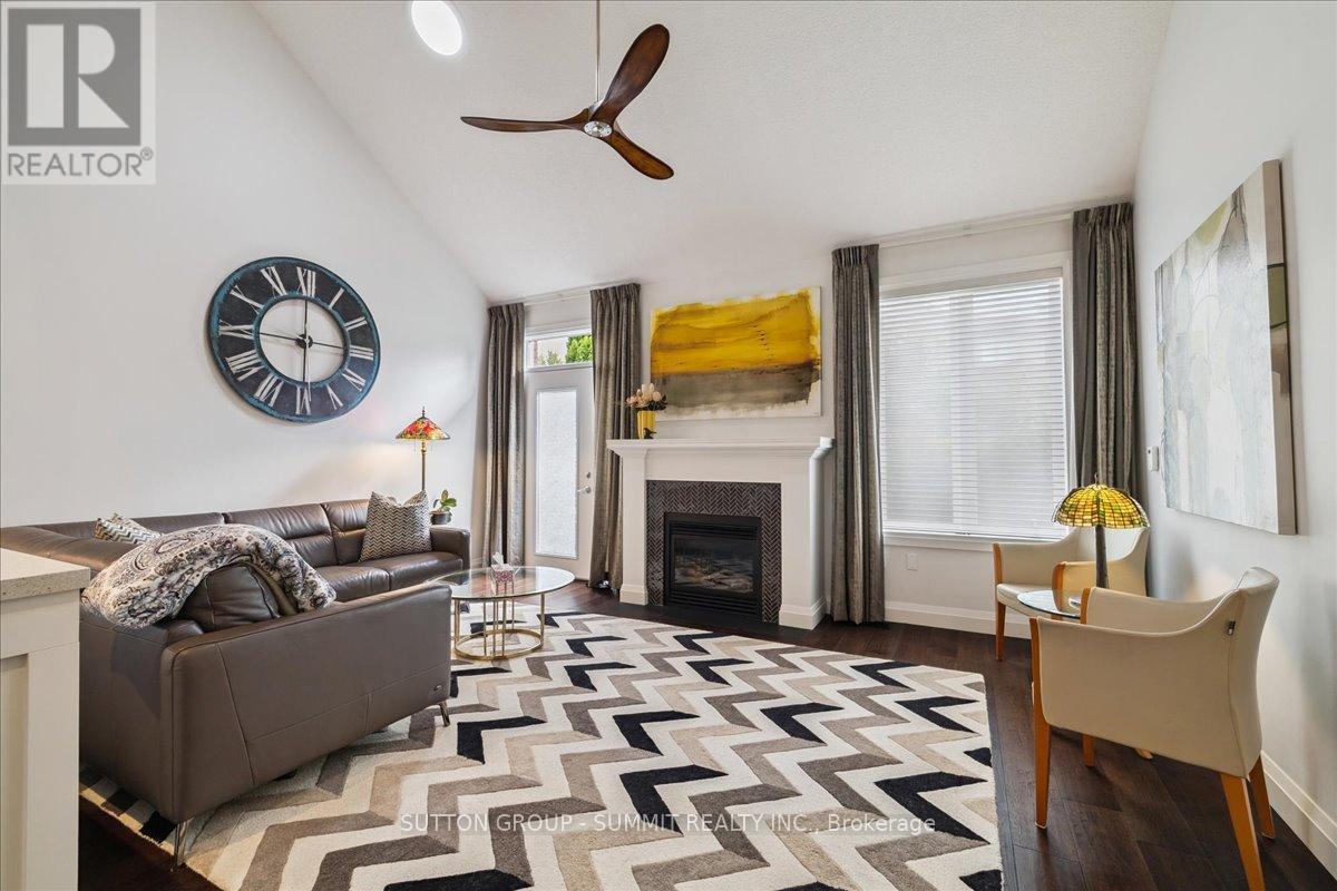 Photo 18 of 144 2125 Itabashi Way, Burlington ON