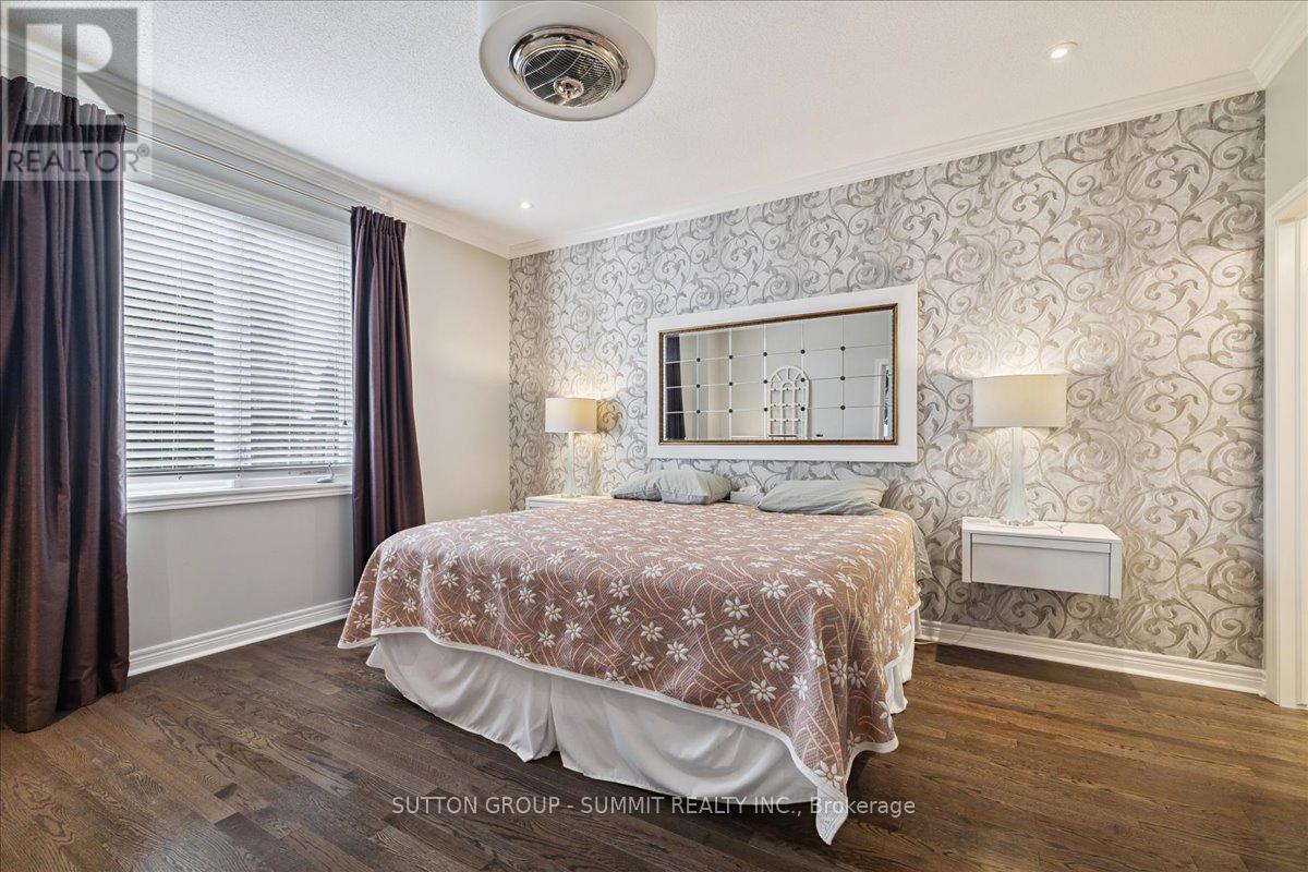 Photo 25 of 144 2125 Itabashi Way, Burlington ON