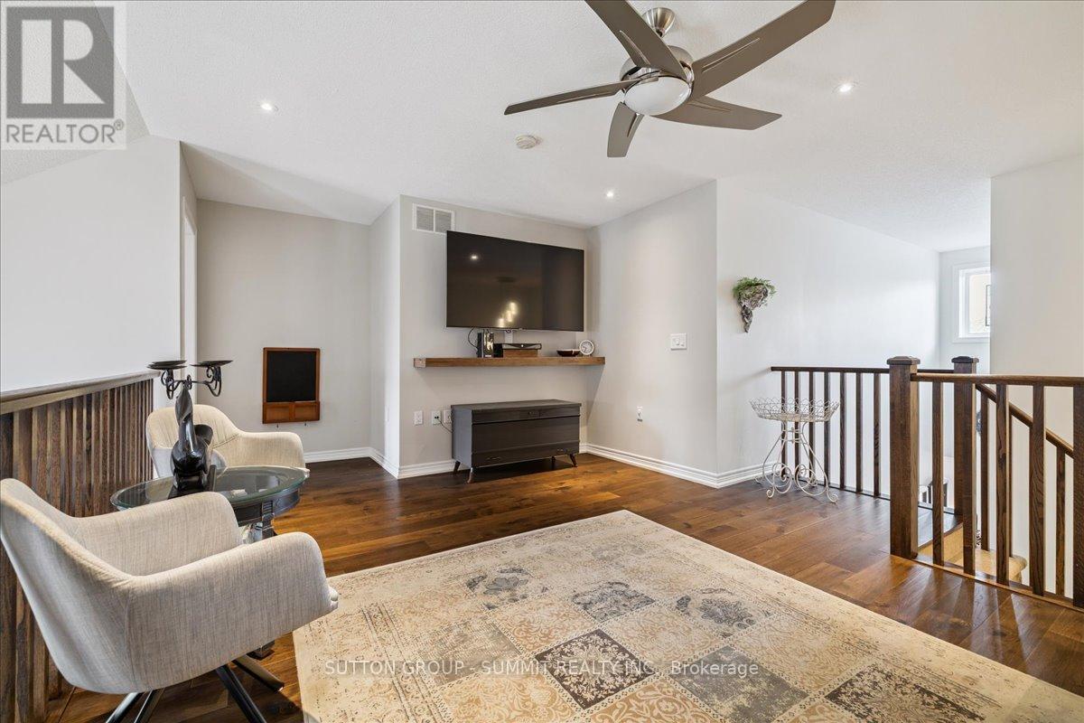Photo 33 of 144 2125 Itabashi Way, Burlington ON