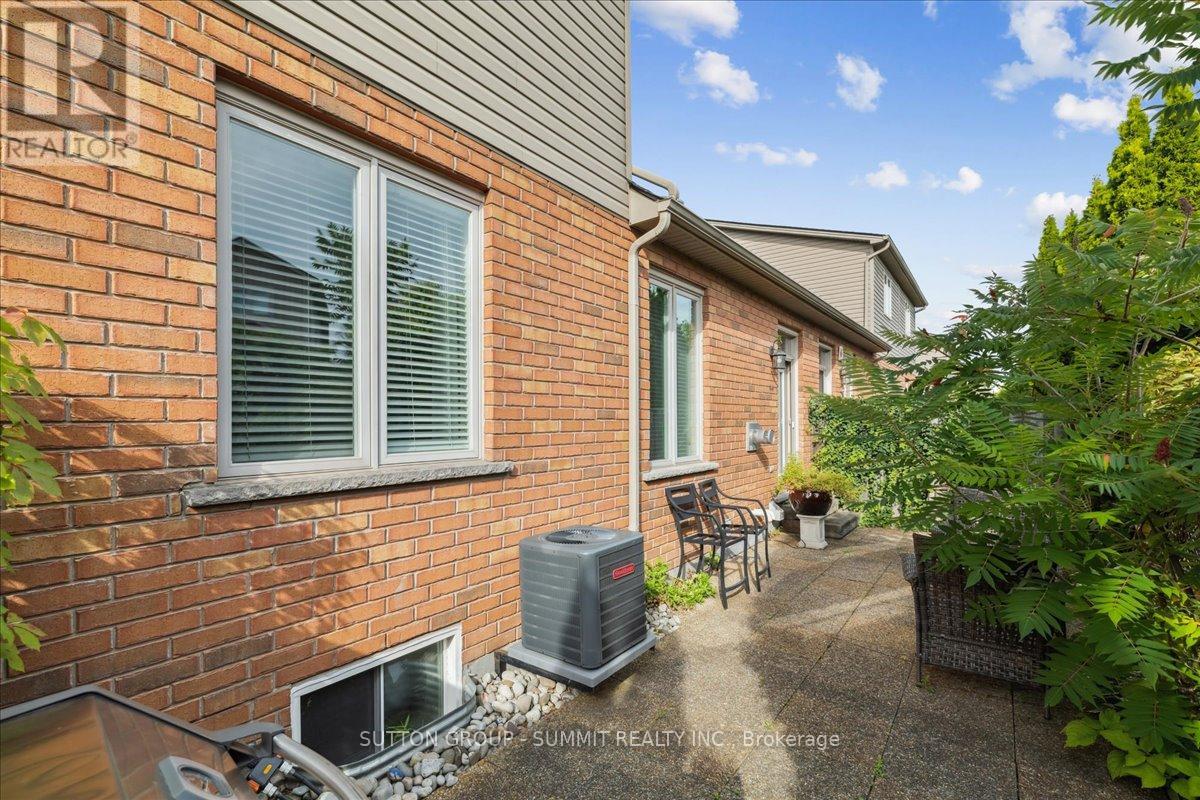 Photo 42 of 144 2125 Itabashi Way, Burlington ON