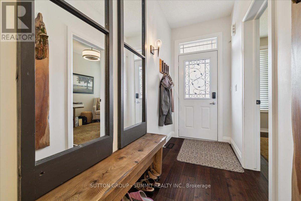 Photo 5 of 144 2125 Itabashi Way, Burlington ON