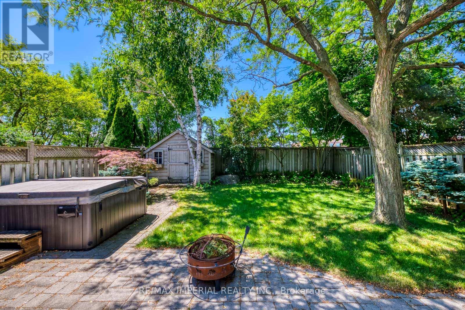 Photo 11 of 5560 Middlebury Drive, Mississauga ON