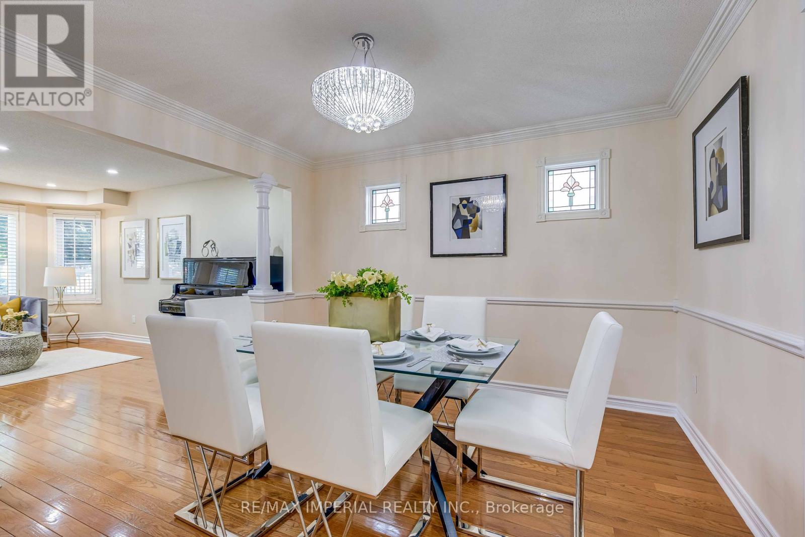 Photo 16 of 5560 Middlebury Drive, Mississauga ON