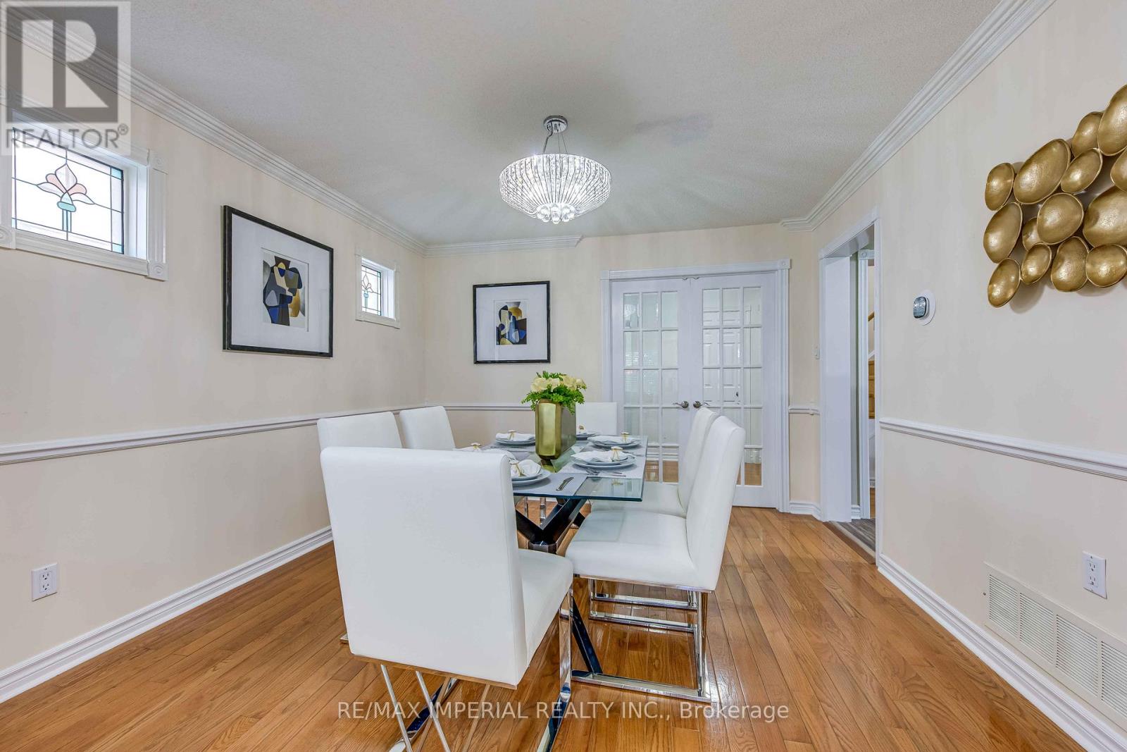 Photo 17 of 5560 Middlebury Drive, Mississauga ON
