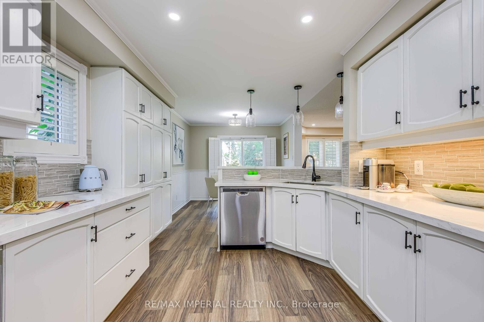 Photo 23 of 5560 Middlebury Drive, Mississauga ON