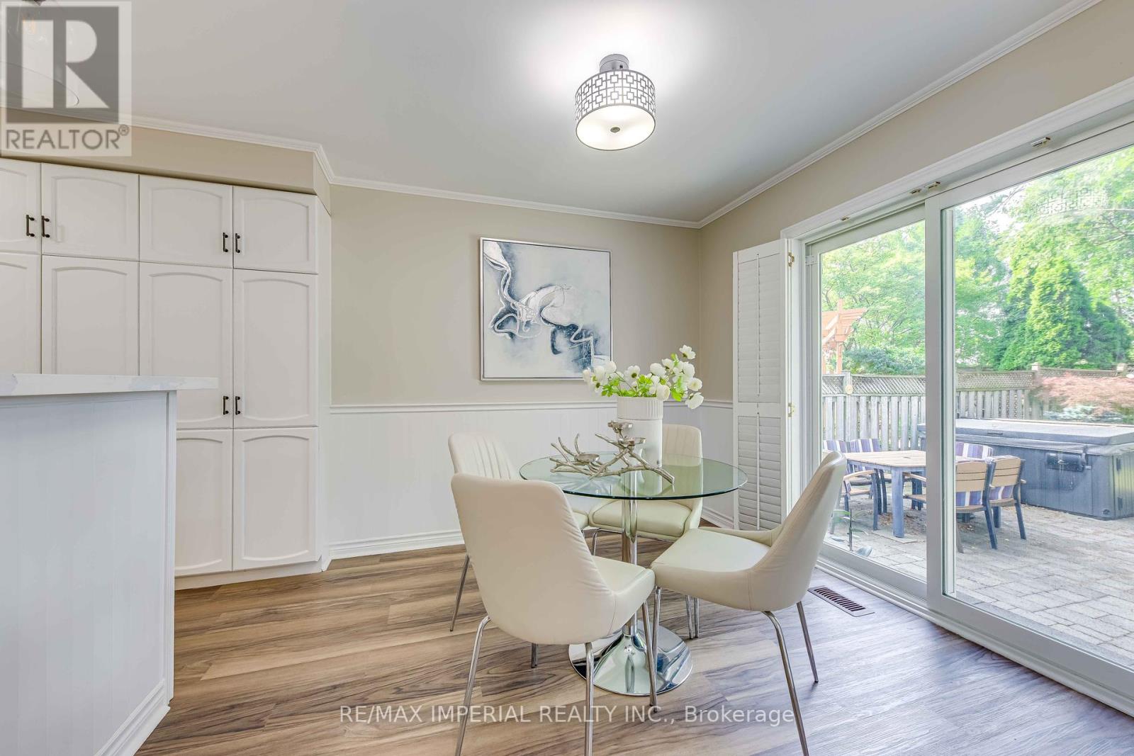 Photo 25 of 5560 Middlebury Drive, Mississauga ON