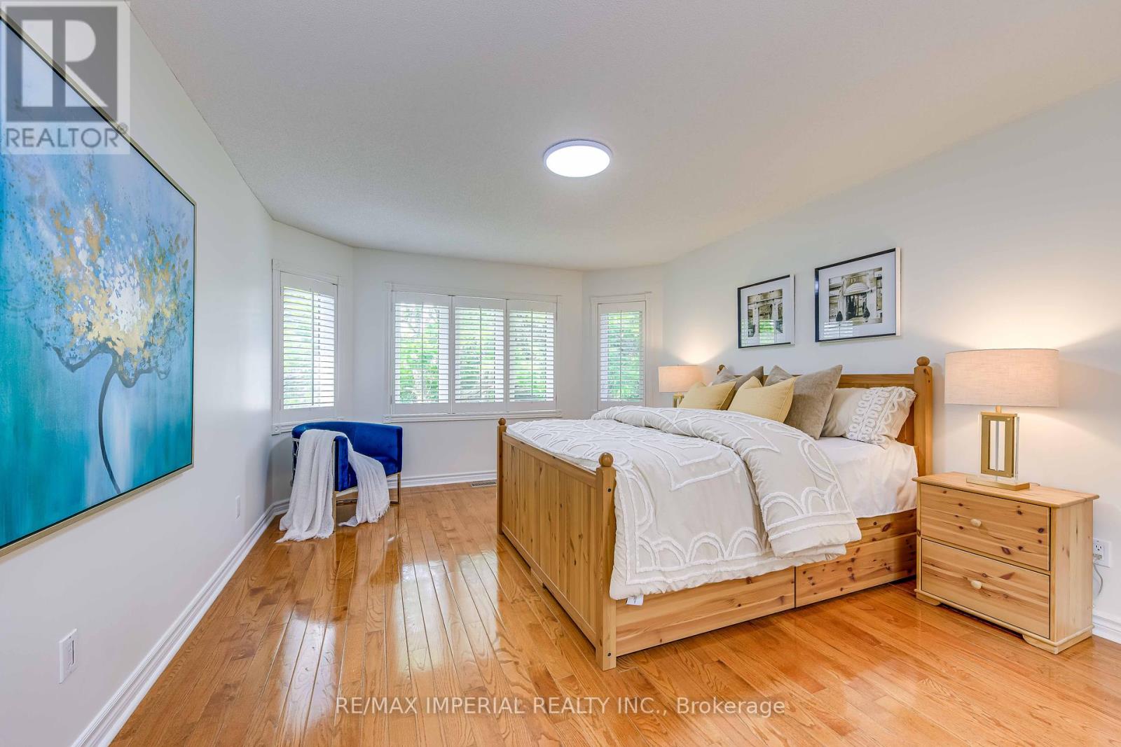 Photo 32 of 5560 Middlebury Drive, Mississauga ON