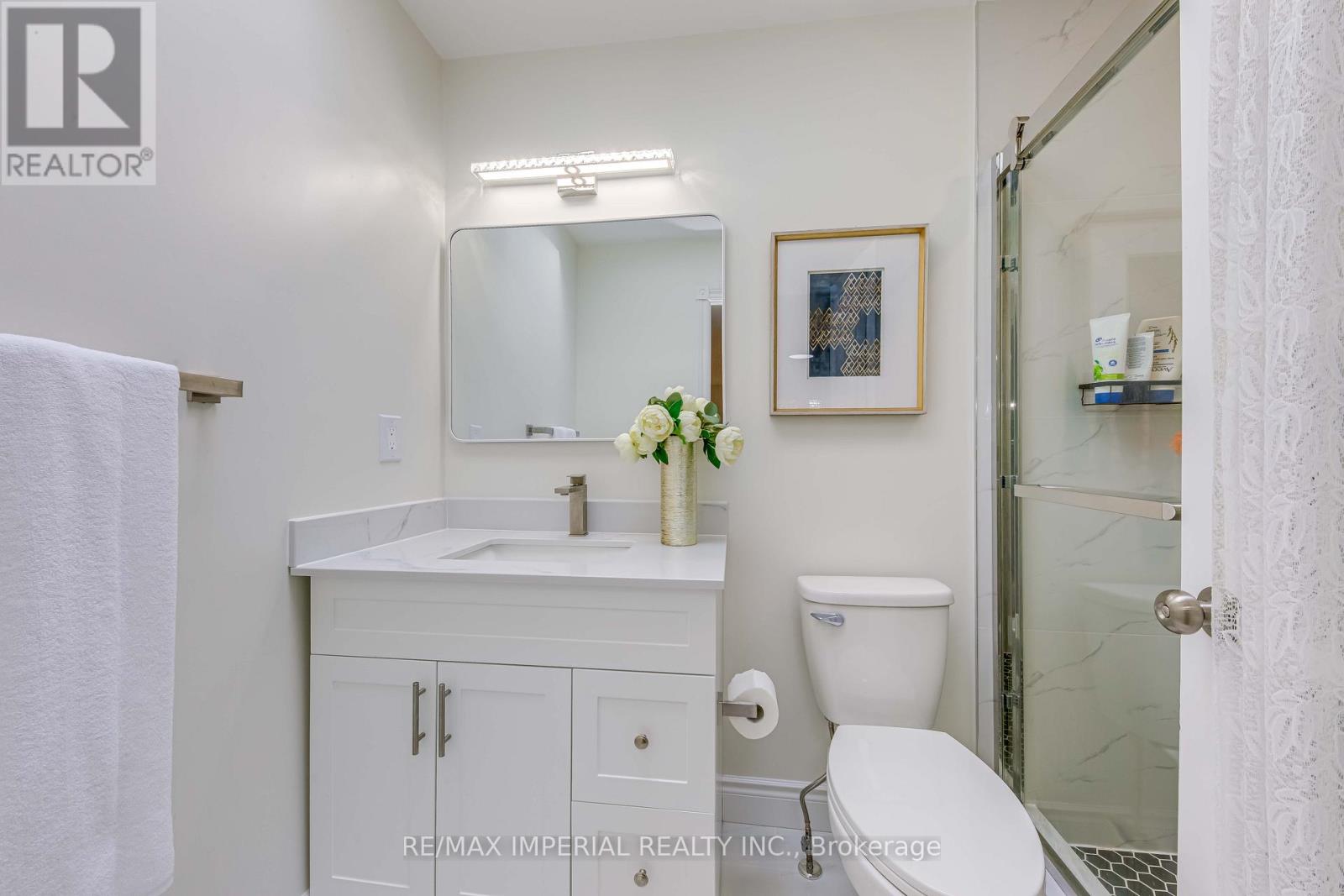 Photo 35 of 5560 Middlebury Drive, Mississauga ON