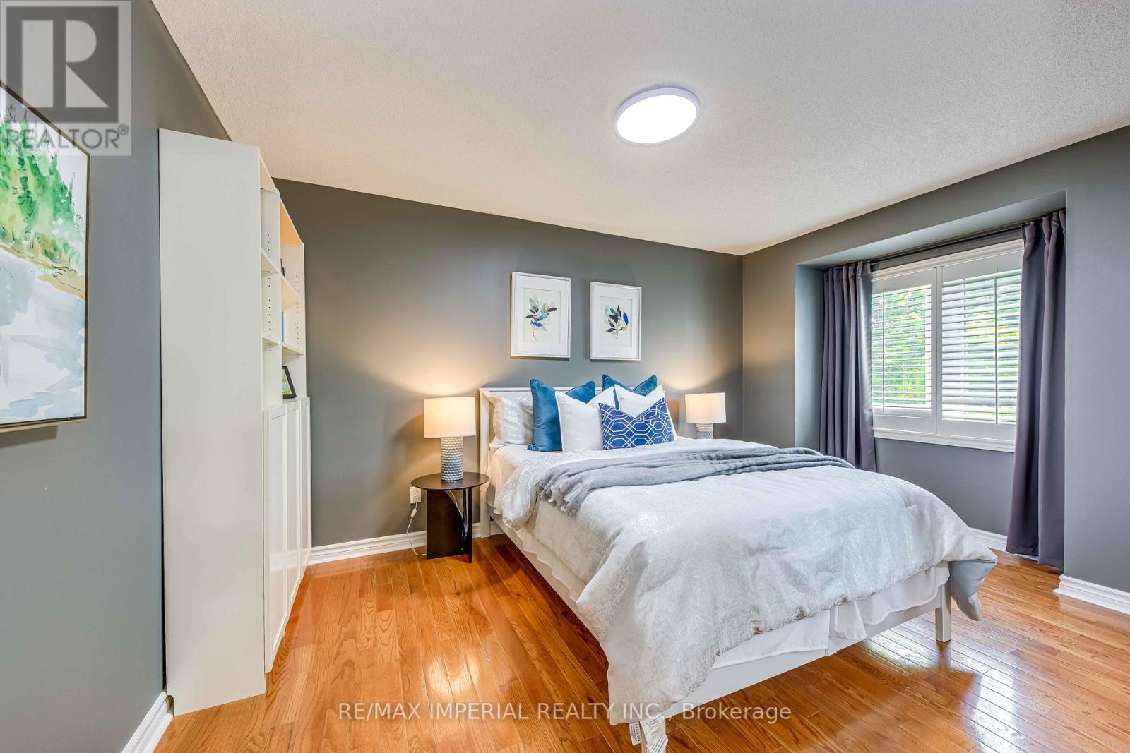 Photo 36 of 5560 Middlebury Drive, Mississauga ON