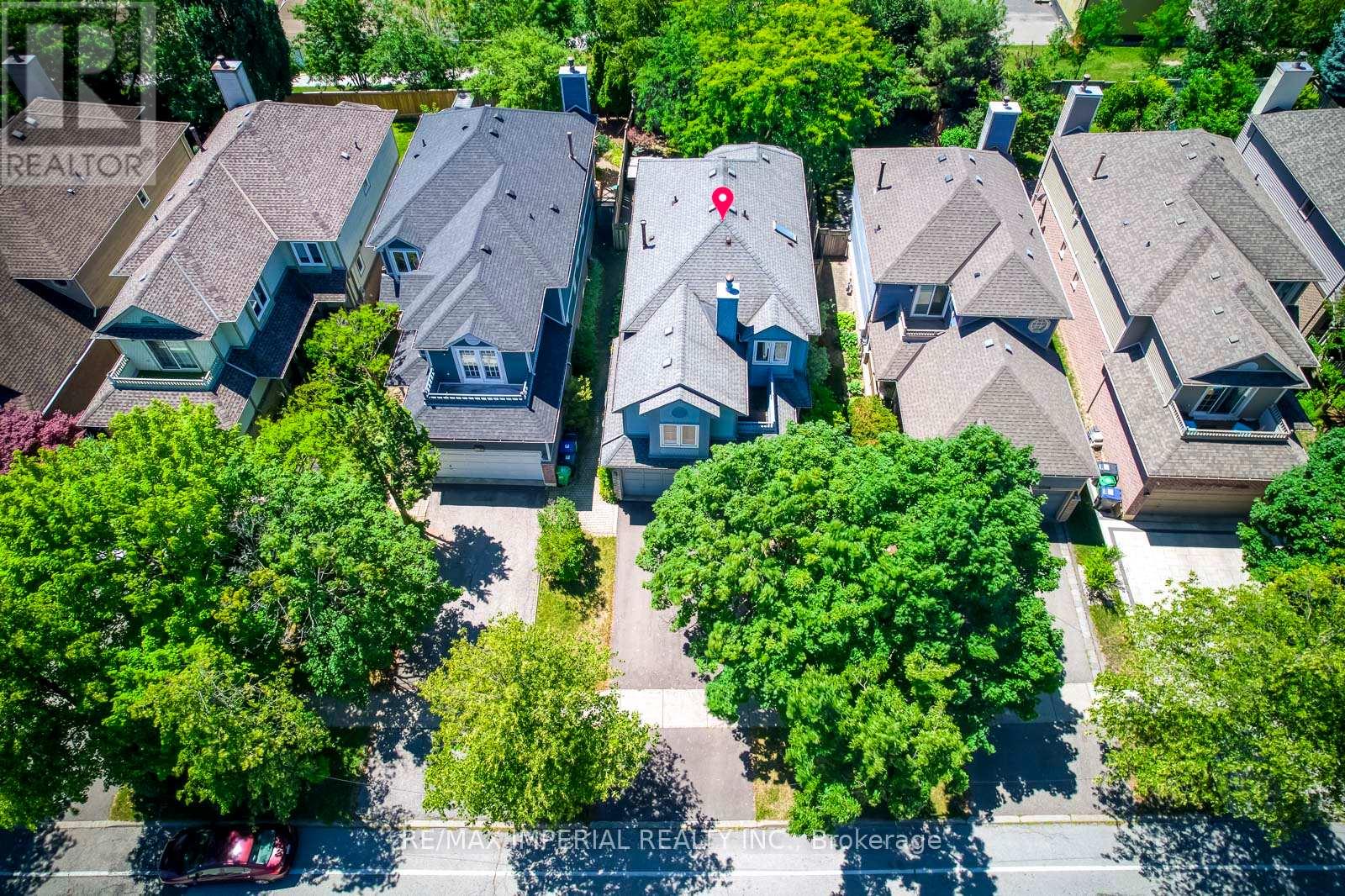 Photo 4 of 5560 Middlebury Drive, Mississauga ON