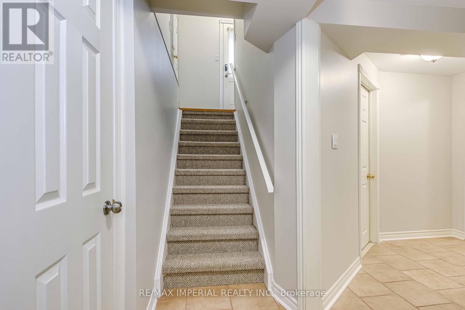 Photo 43 of 5560 Middlebury Drive, Mississauga ON