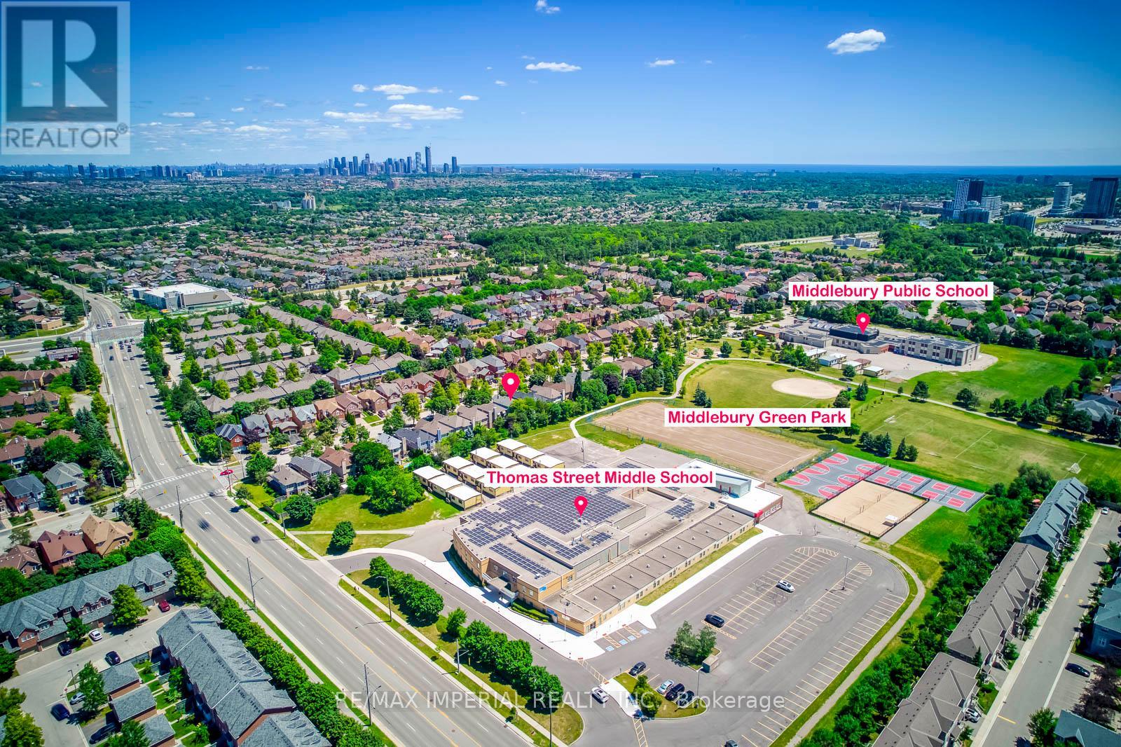 Photo 7 of 5560 Middlebury Drive, Mississauga ON