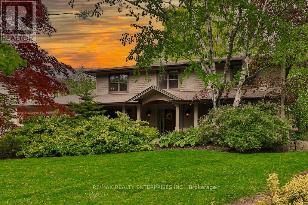 Photo 1 of 1293 Greenoaks Drive, Mississauga ON