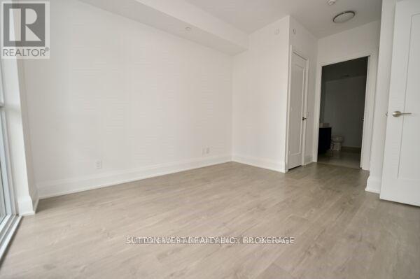 Photo 12 of 801 110 Marine Parade Drive, Toronto ON