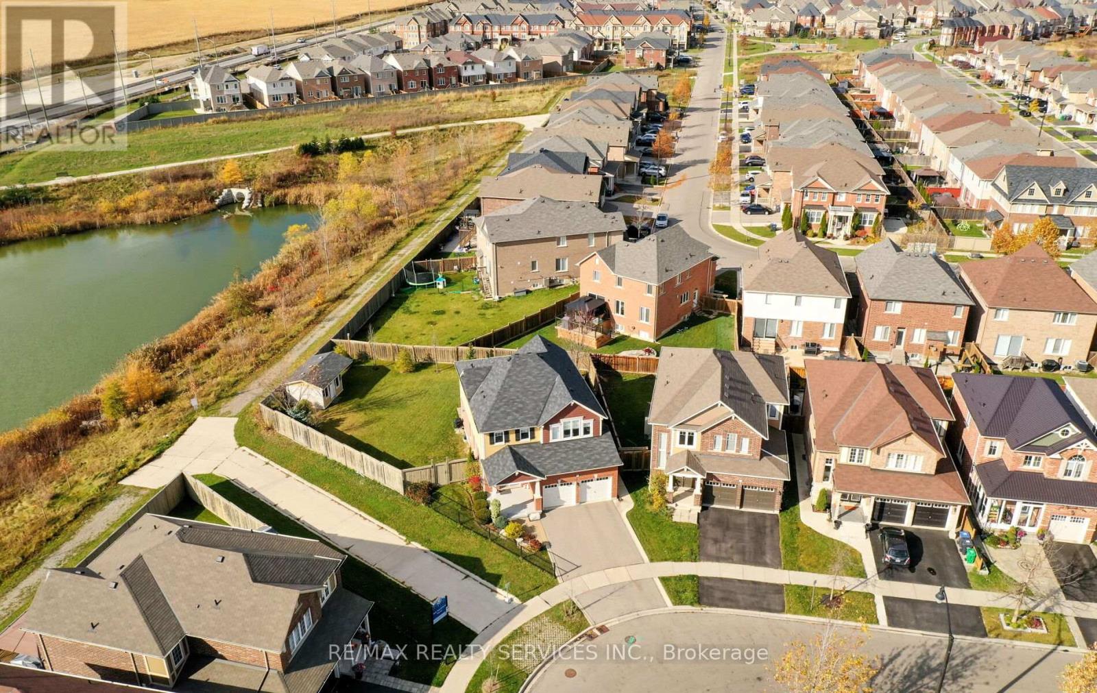 Photo 1 of 182 Tysonville Circle, Brampton ON
