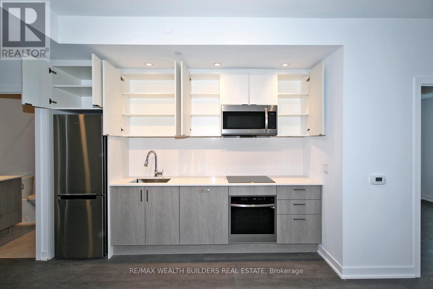 Photo 14 of 3505 1928 Lakeshore Boulevard W, Toronto ON