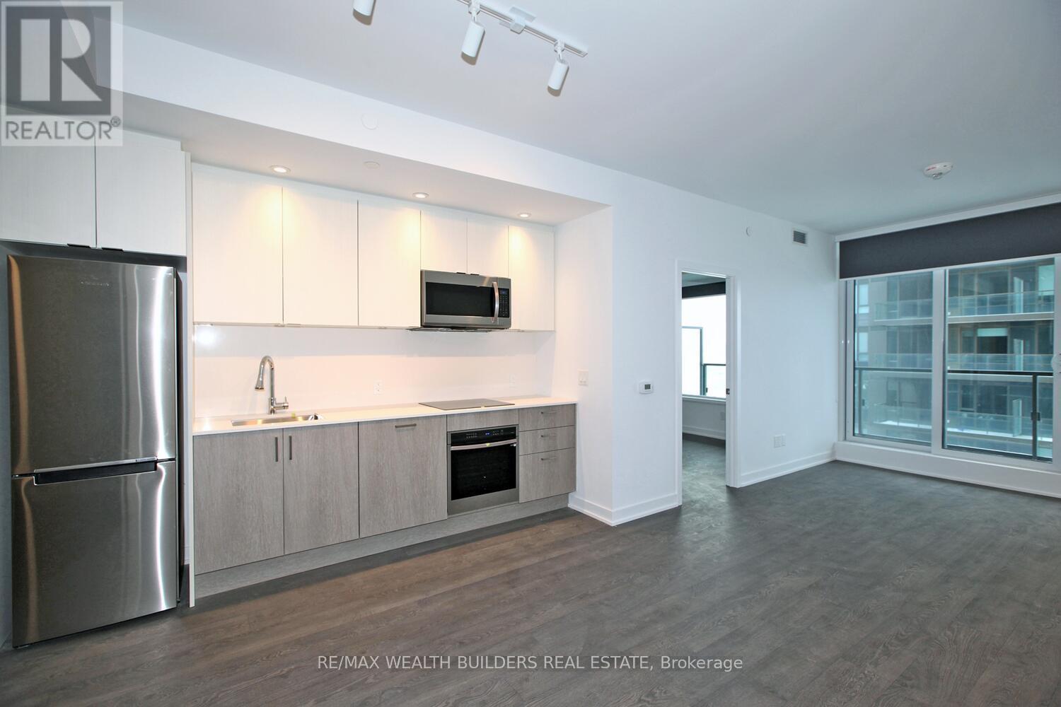 Photo 5 of 3505 1928 Lakeshore Boulevard W, Toronto ON